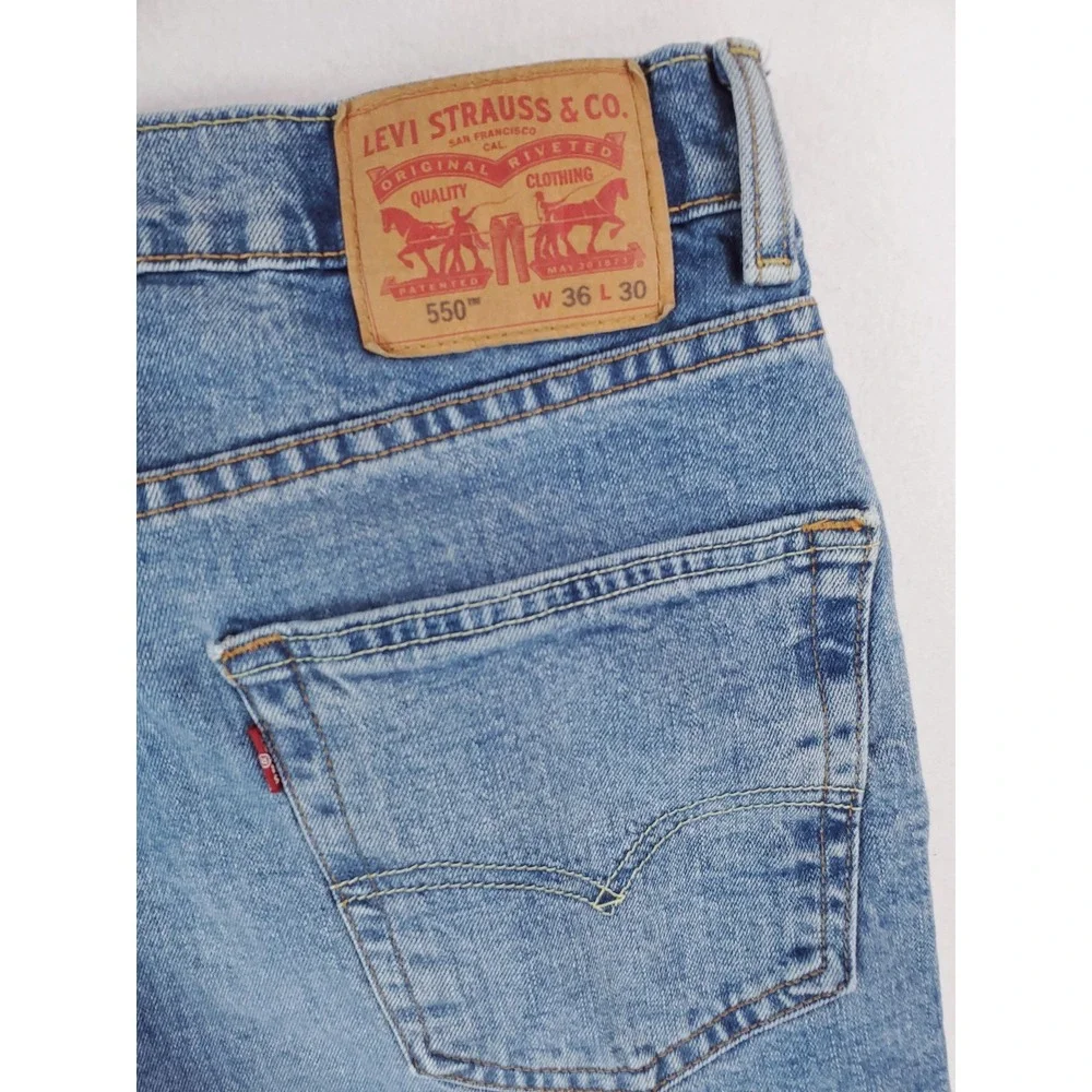 Levis 550 Jeans Mens 36x30 Blue Relaxed Tapered Medium Wash Stretch Denim Pants